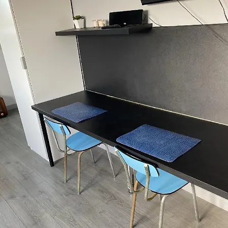 Jolie Studio 10min Centre Et 300m Quai De Seine Wifi *