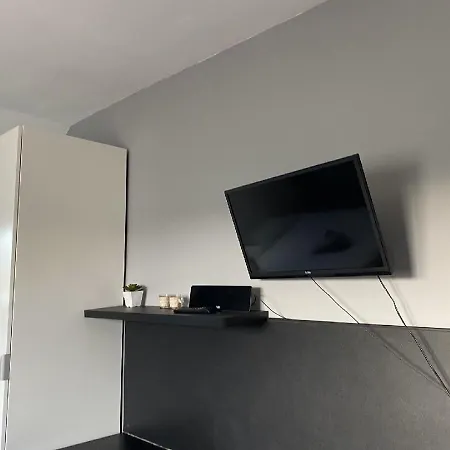 Апартаменты Jolie Studio 10min Centre Et 300m Quai De Seine Wifi *