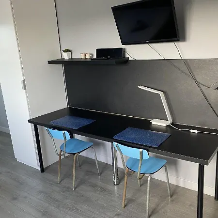 Jolie Studio 10min Centre Et 300m Quai De Seine Wifi Апартаменты *